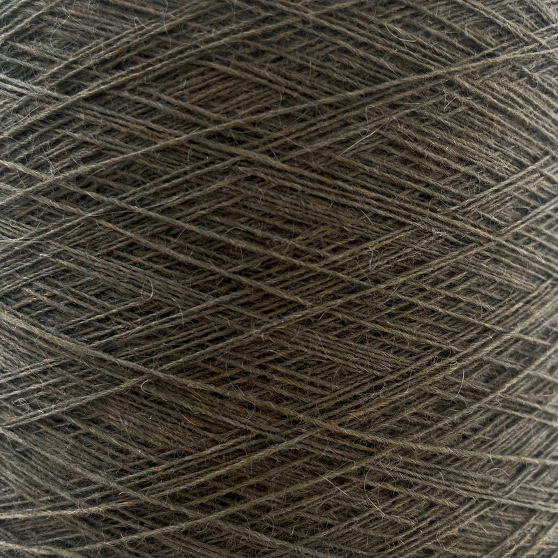 F24A09703 | Wool & Angora Single Yarn