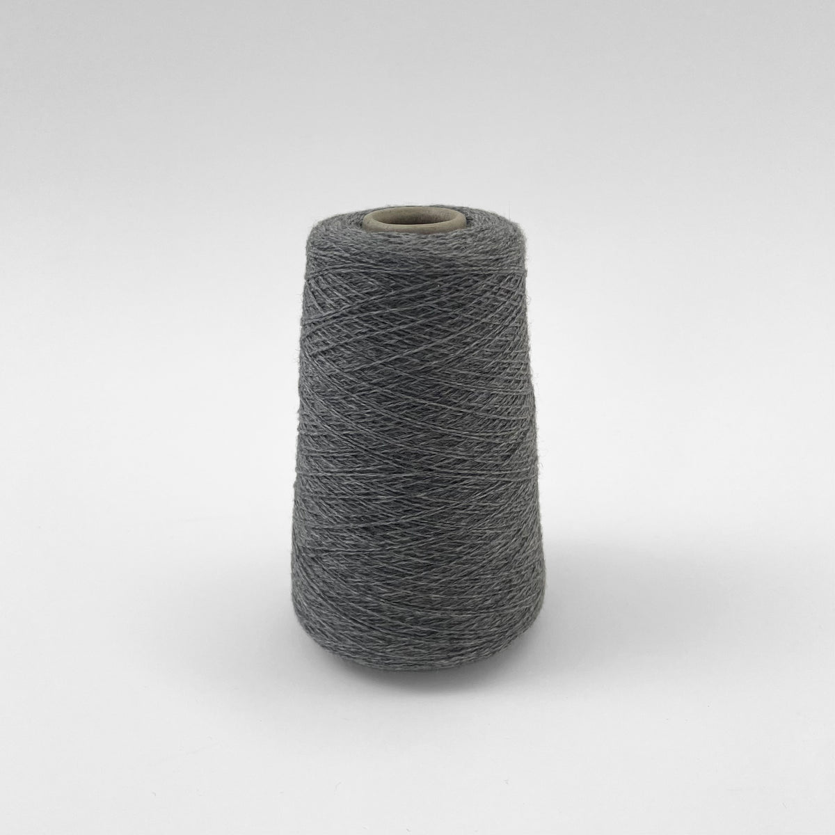 F24A09704 | Cashmere Plied Yarn