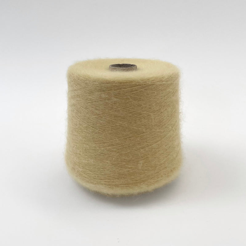 F24A09705 | Fil Simple Duveteux en Mohair