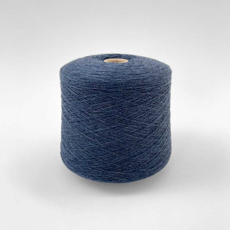 F24A09724 | Merino Wool Single Yarn