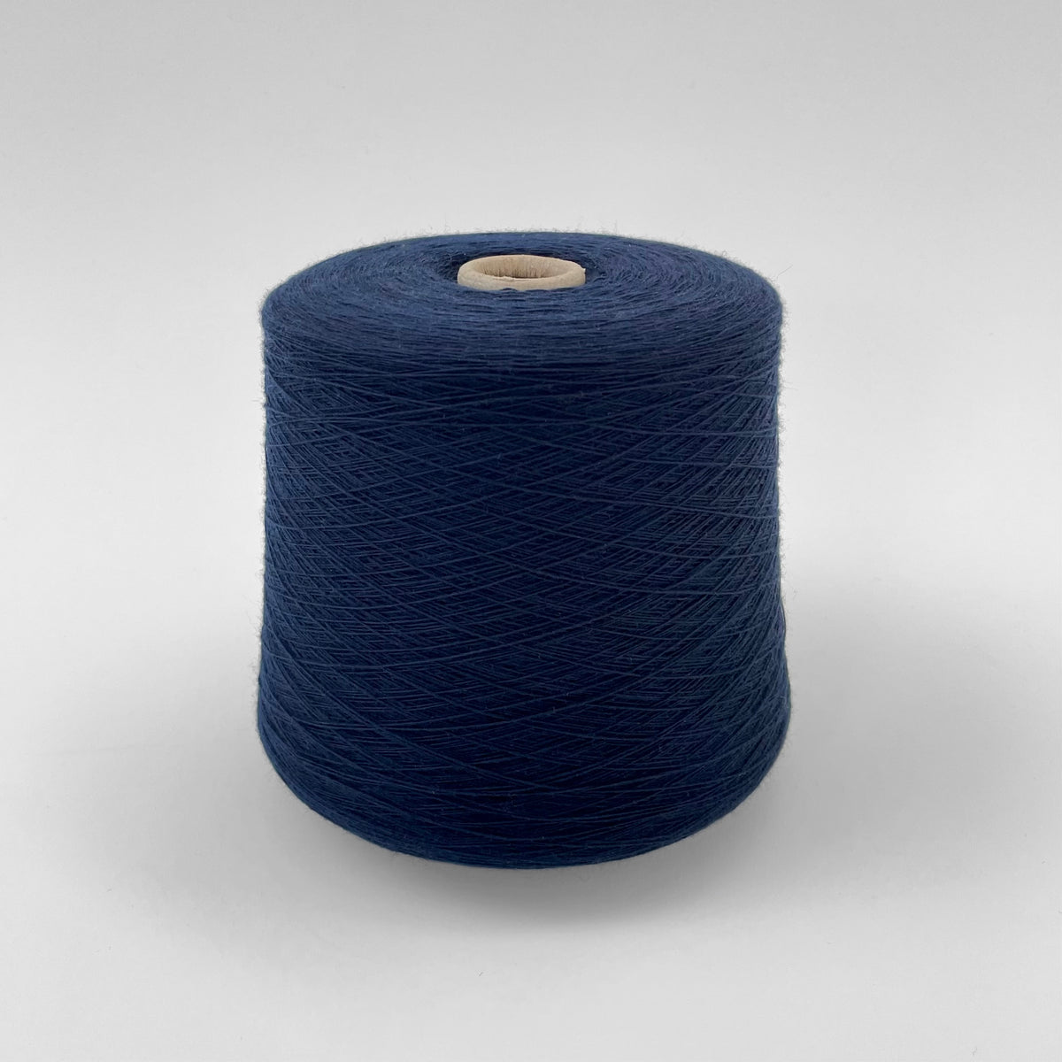 F24A09725 | Merino Wool Single Yarn