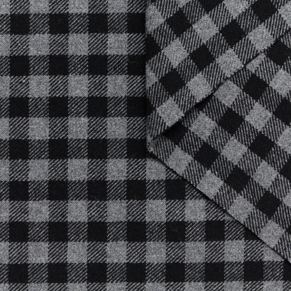 T24K08695 | Checked Wool Drap