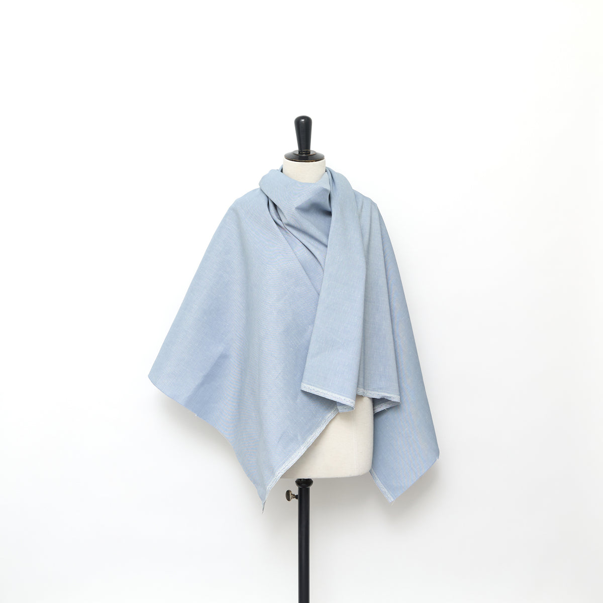 T24L10039 | Wool & Linen Gabardine