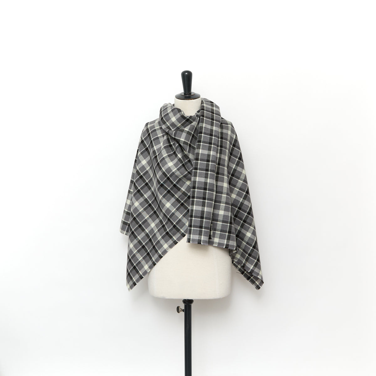 T24M10009 | Tartan Wool Drap RWS