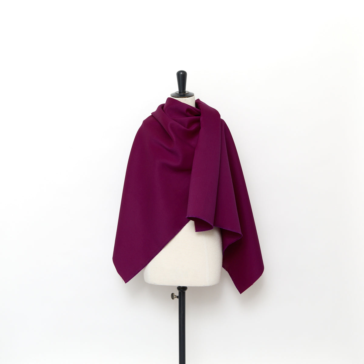 T24M10185 | Wool & Silk Shantung