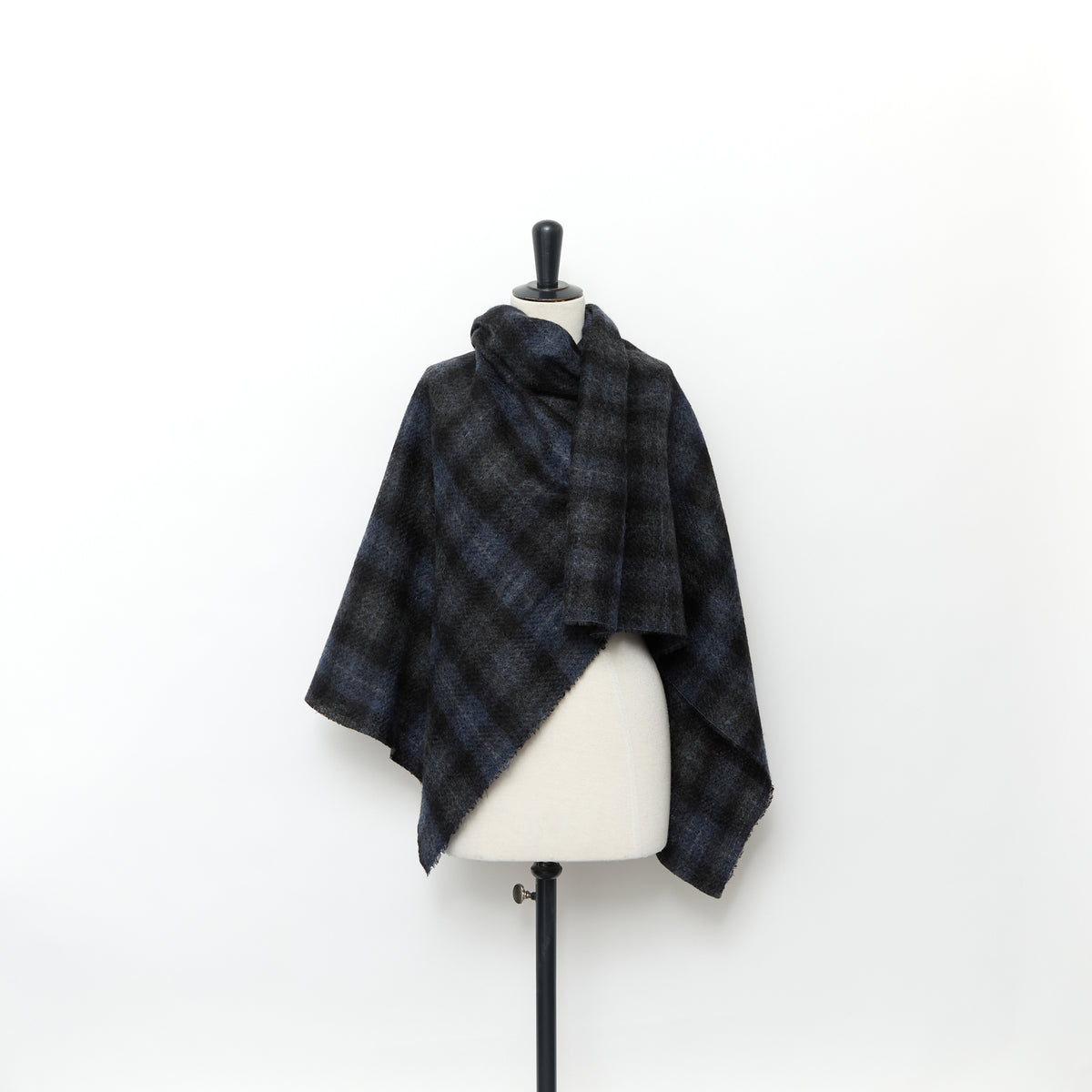 T24M10455 | Fluffy Mohair Tartan RWS