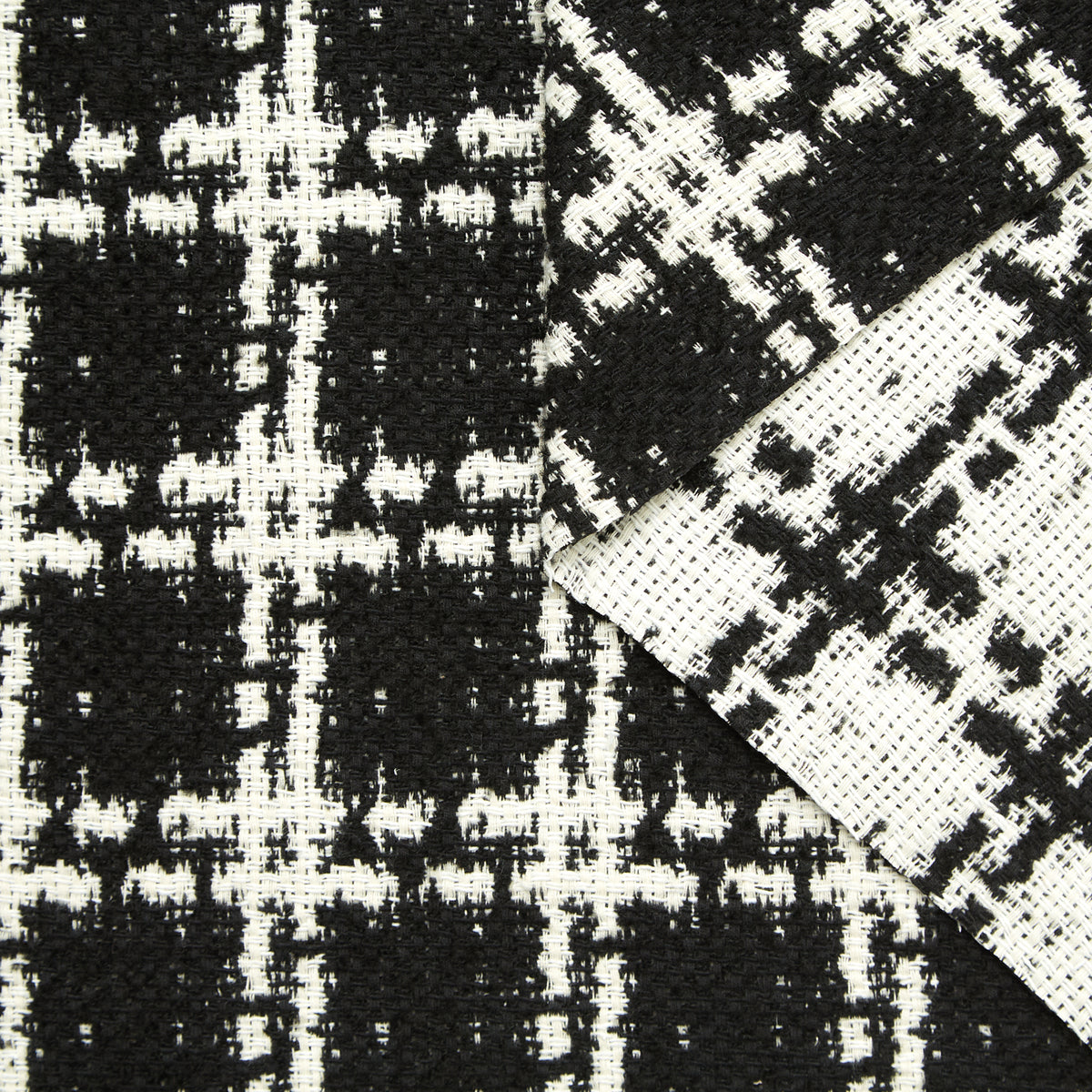 T24Y09593 | Checked Tweed